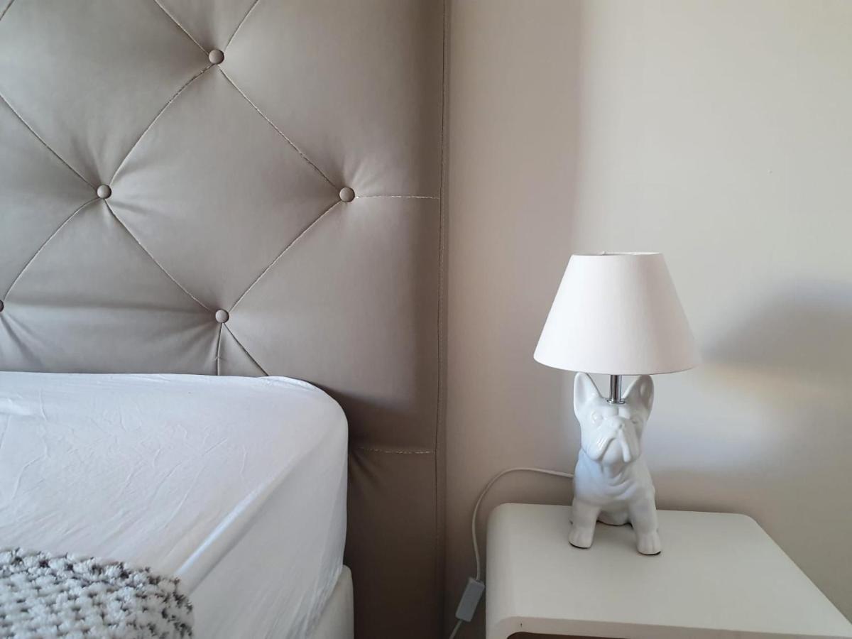 2Bdr Reine Astrid Apartment คานส์ ภายนอก รูปภาพ