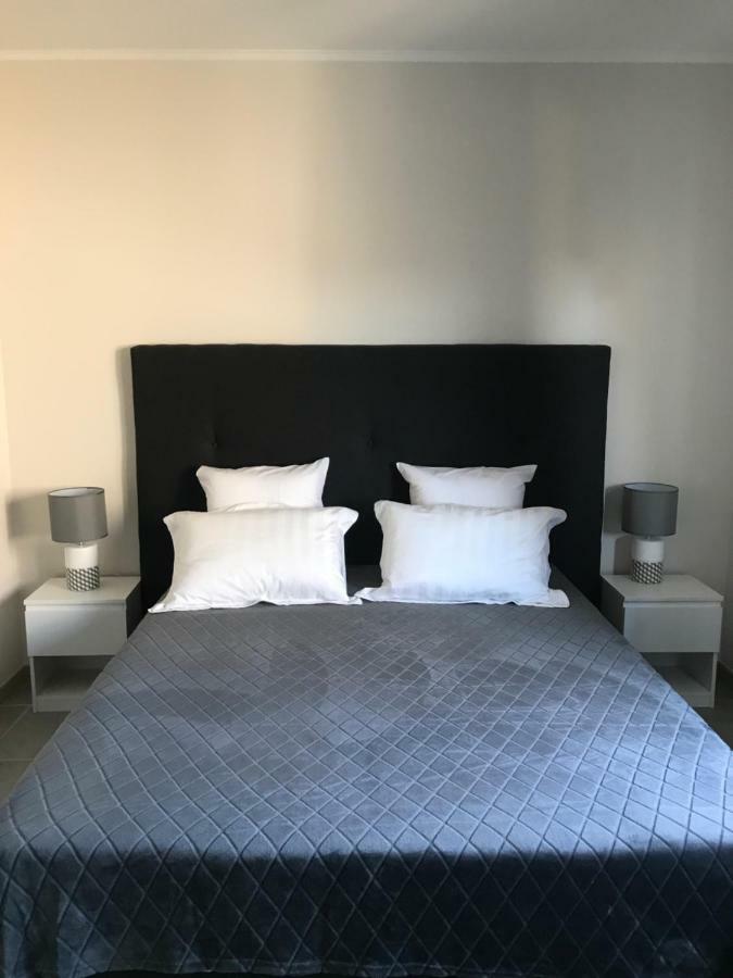 2Bdr Reine Astrid Apartment คานส์ ภายนอก รูปภาพ