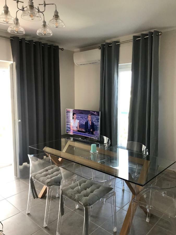 2Bdr Reine Astrid Apartment คานส์ ภายนอก รูปภาพ